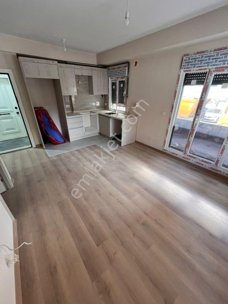 Kaçmaz'dan Küçükyalı Sahil Ve Marmaraya 4 Dk Ön Köşe Lüks 1+1 — fotoğraf 22