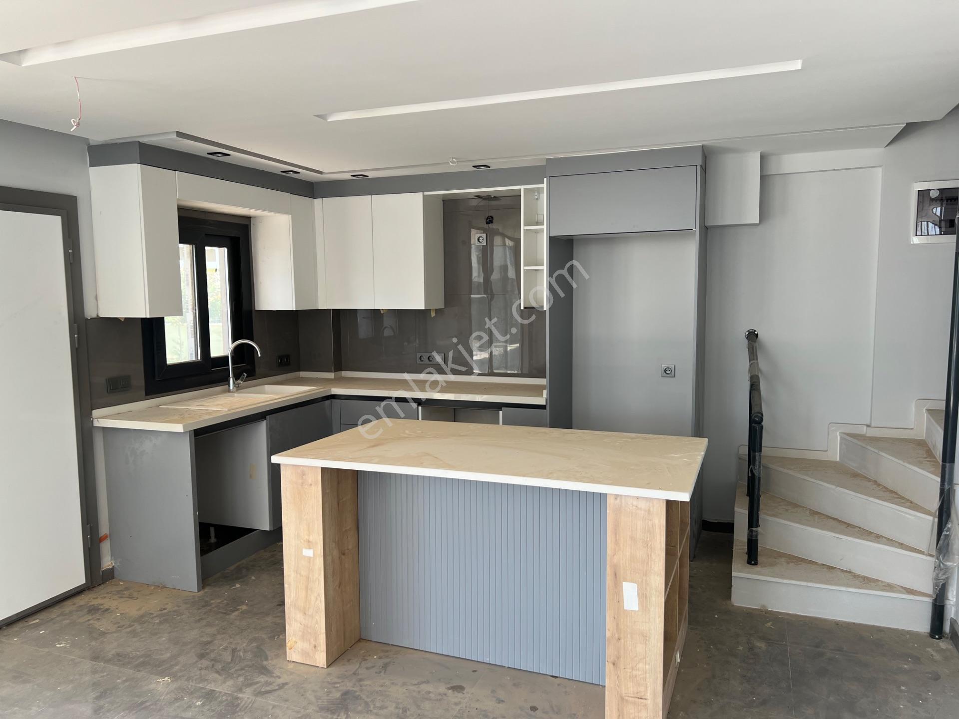 Aydın/didim’de Tercih Edilen Konumda 3+1 Havuzlu Satılık Villa — fotoğraf 6