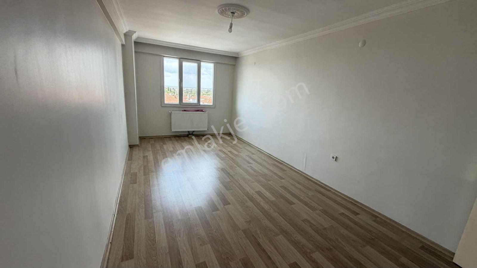 Emin Emlak Bor Yenimahalle Masrafsız 170m2 3+1 Daire — fotoğraf 10