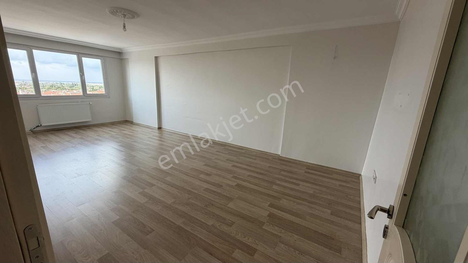 Emin Emlak Bor Yenimahalle Masrafsız 170m2 3+1 Daire — fotoğraf 25
