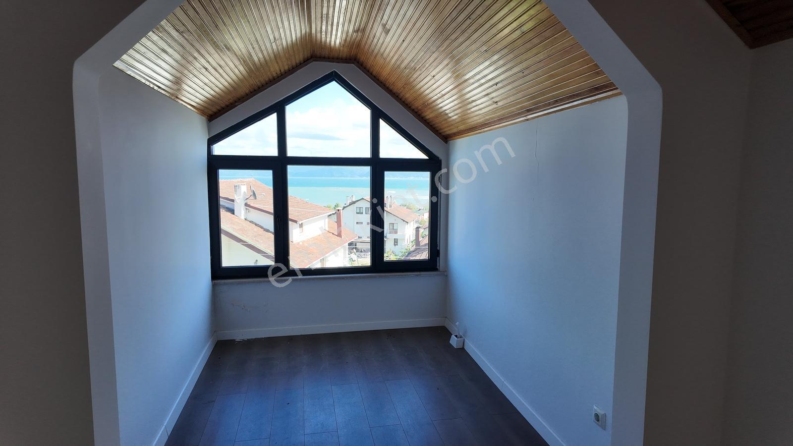 Fatsa Dolunay'da Mavi Evler Sitesinde Satılık Triplex Villa — fotoğraf 14