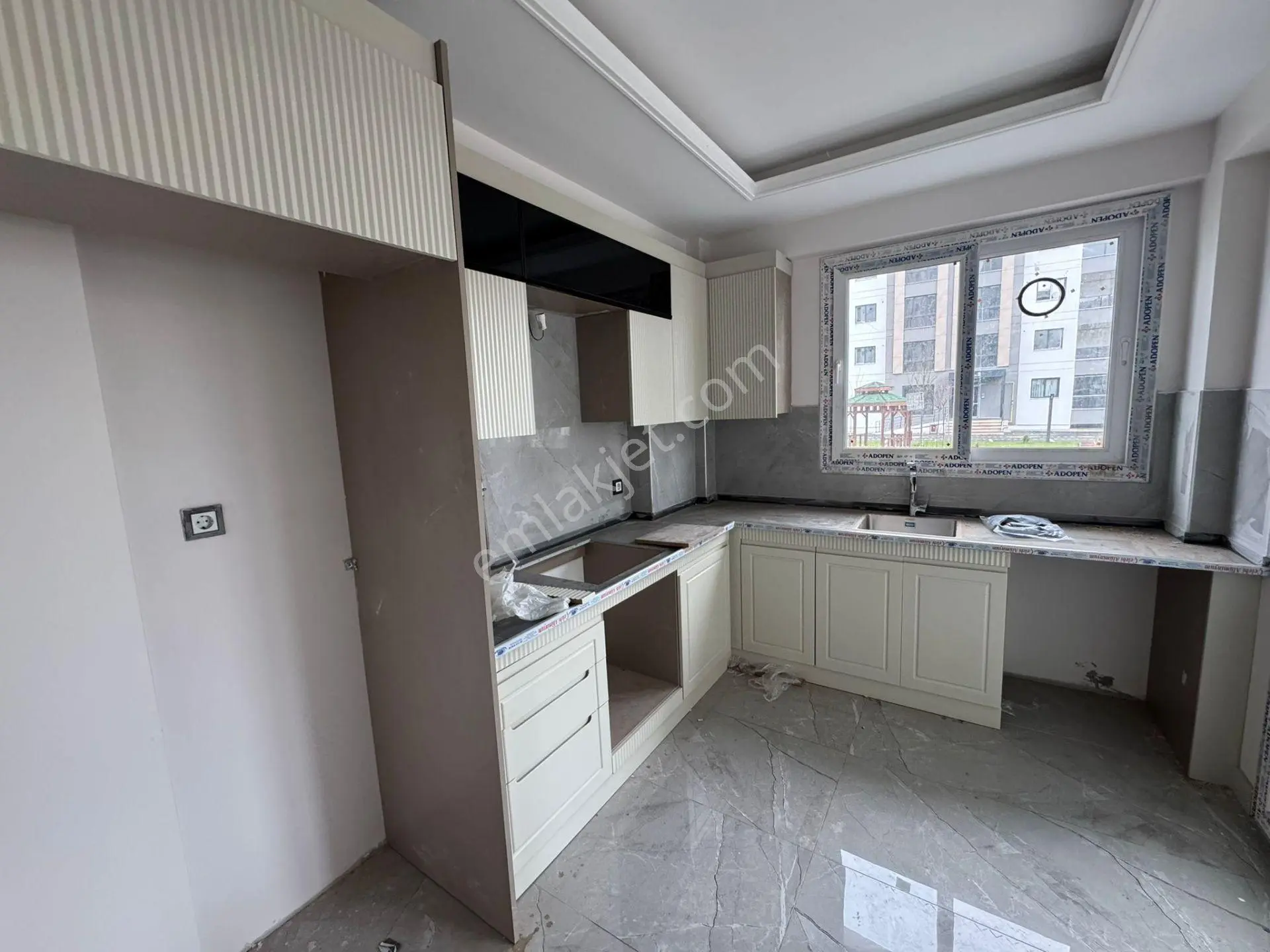 Four Land'den Eski Siverek Caddesinde 2+1 Sıfır Satılık Daire — fotoğraf 2