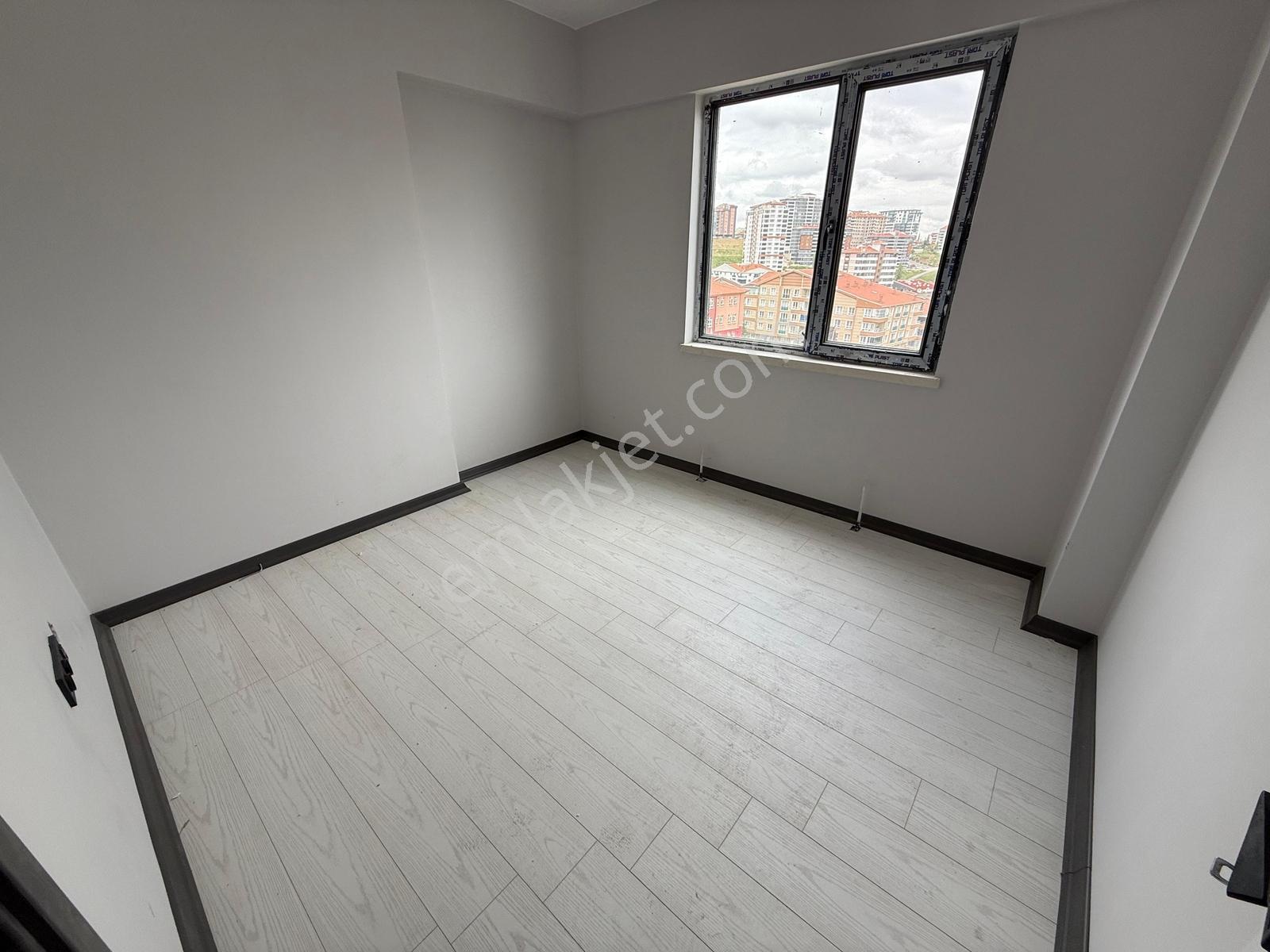 Erciyas'tan Fırsatt Cadde Üzeri 3+1 Sıfır Site Dairesi Manzaralı — fotoğraf 24