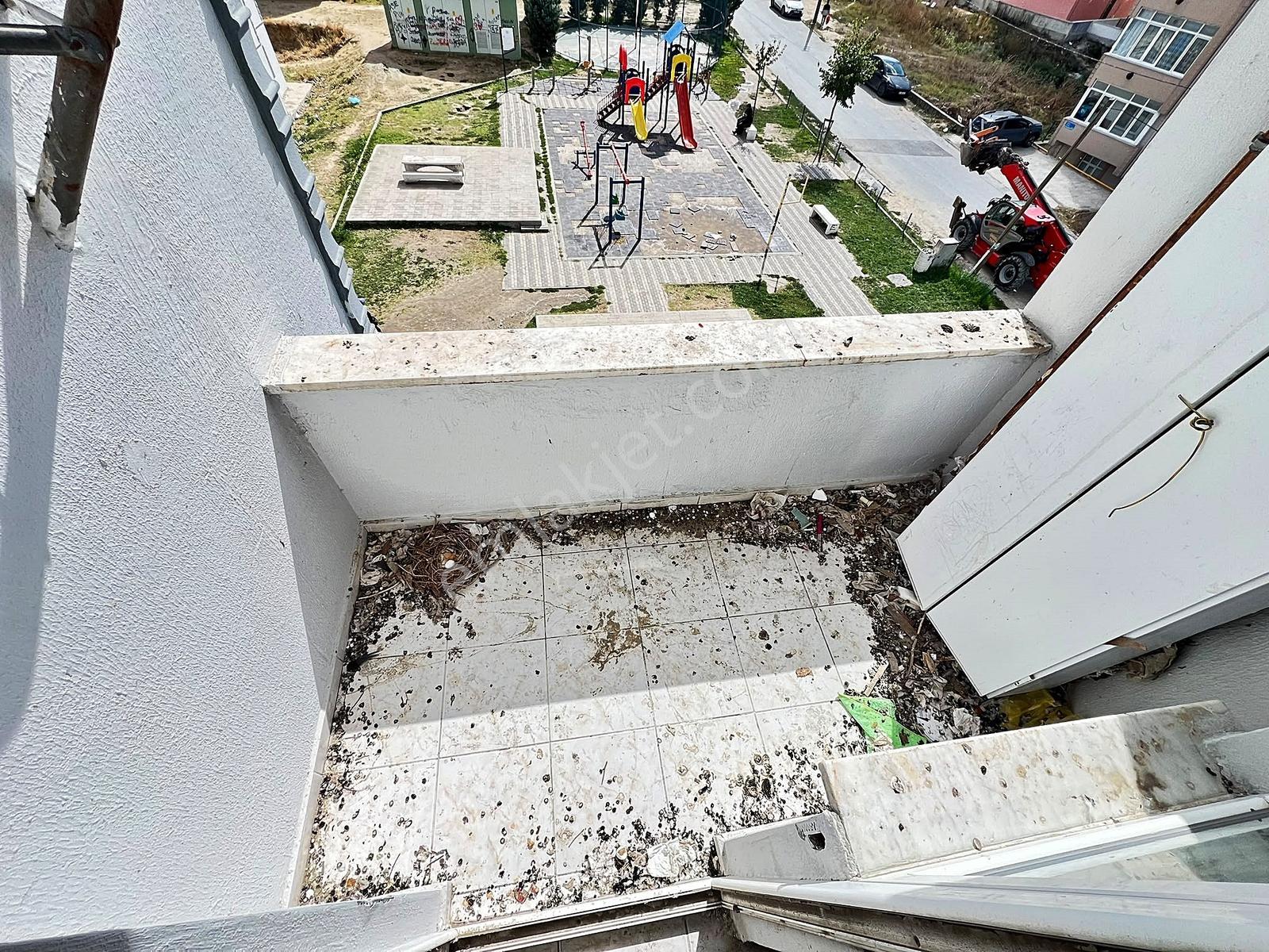 Az-er Yapıdan Cadde Üstü Çift Balkonlu 140m2 İskanlı Satılık 3+1 — fotoğraf 11