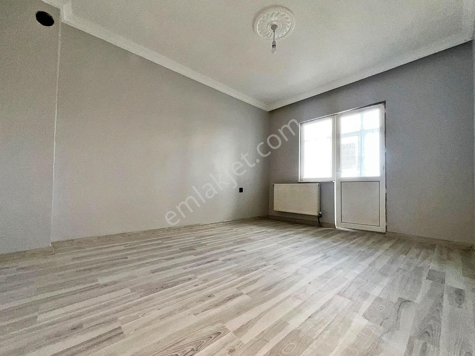 Az-er Yapıdan Cadde Üstü Çift Balkonlu 140m2 İskanlı Satılık 3+1 — fotoğraf 13