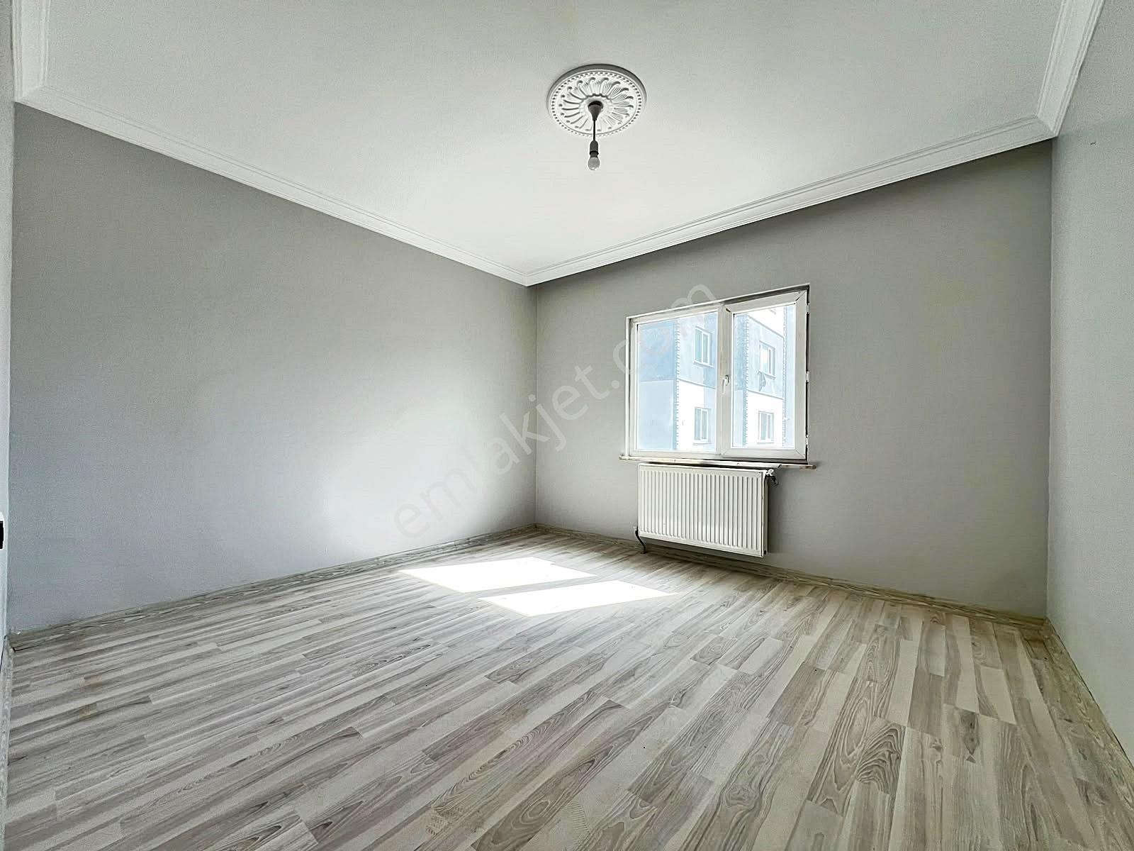 Az-er Yapıdan Cadde Üstü Çift Balkonlu 140m2 İskanlı Satılık 3+1 — fotoğraf 20