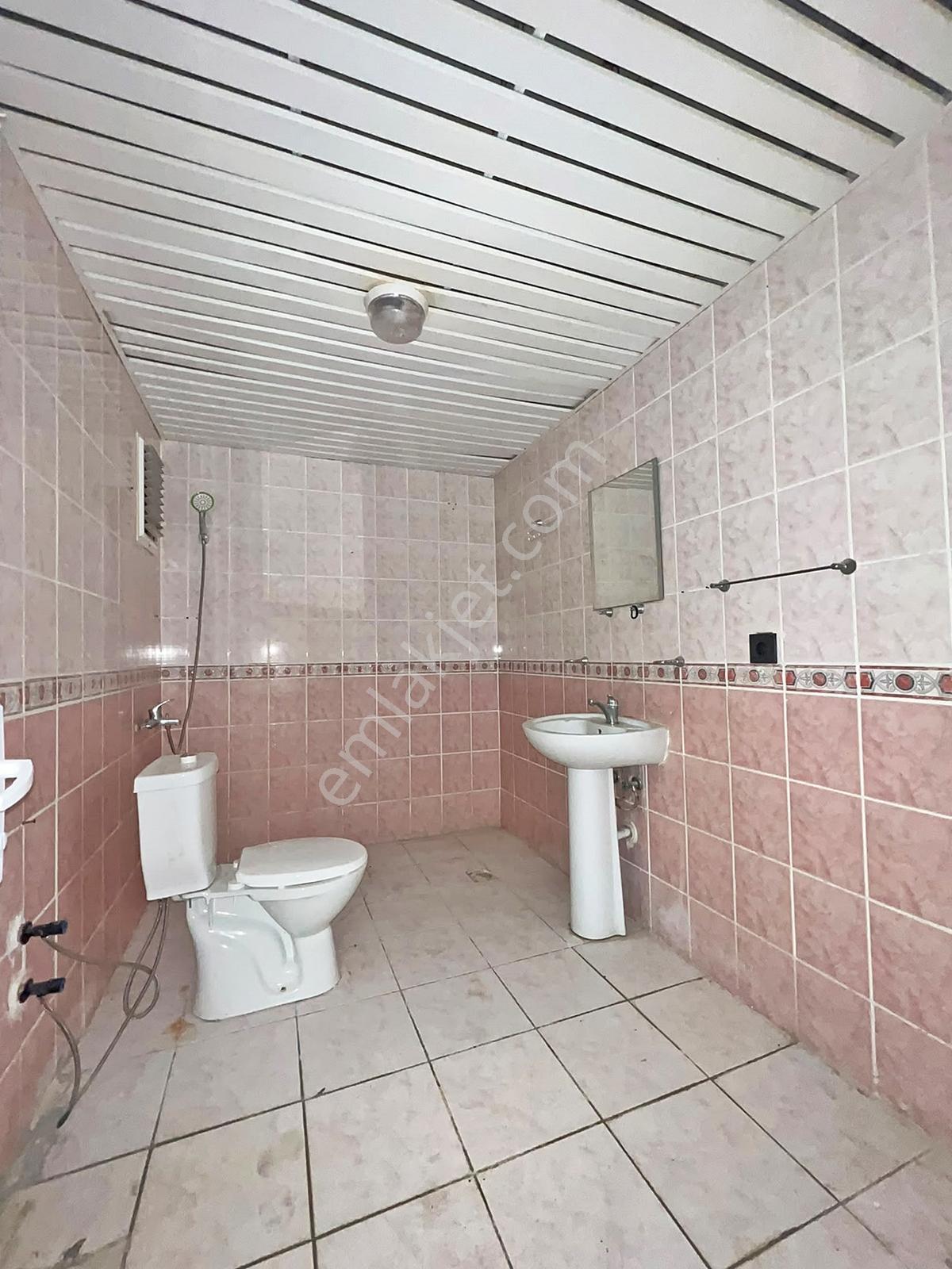 Az-er Yapıdan Cadde Üstü Çift Balkonlu 140m2 İskanlı Satılık 3+1 — fotoğraf 24