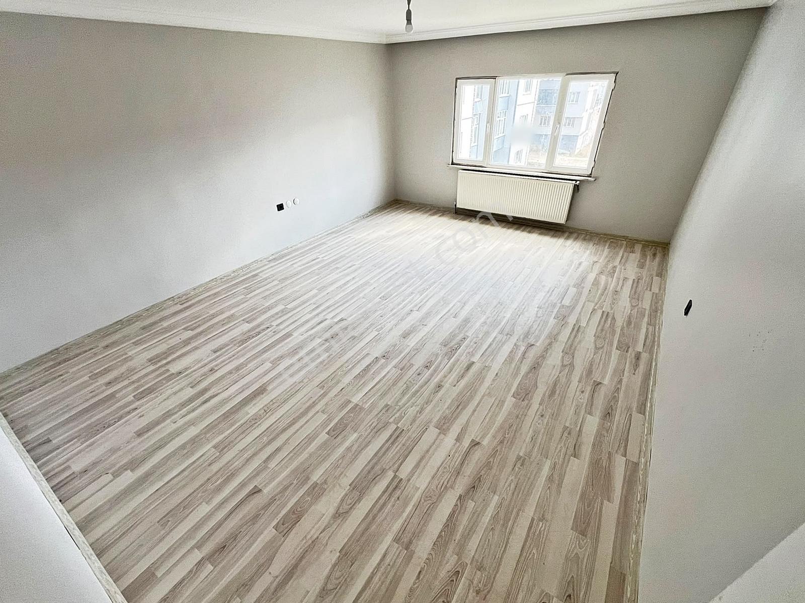Az-er Yapıdan Cadde Üstü Çift Balkonlu 140m2 İskanlı Satılık 3+1 — fotoğraf 27