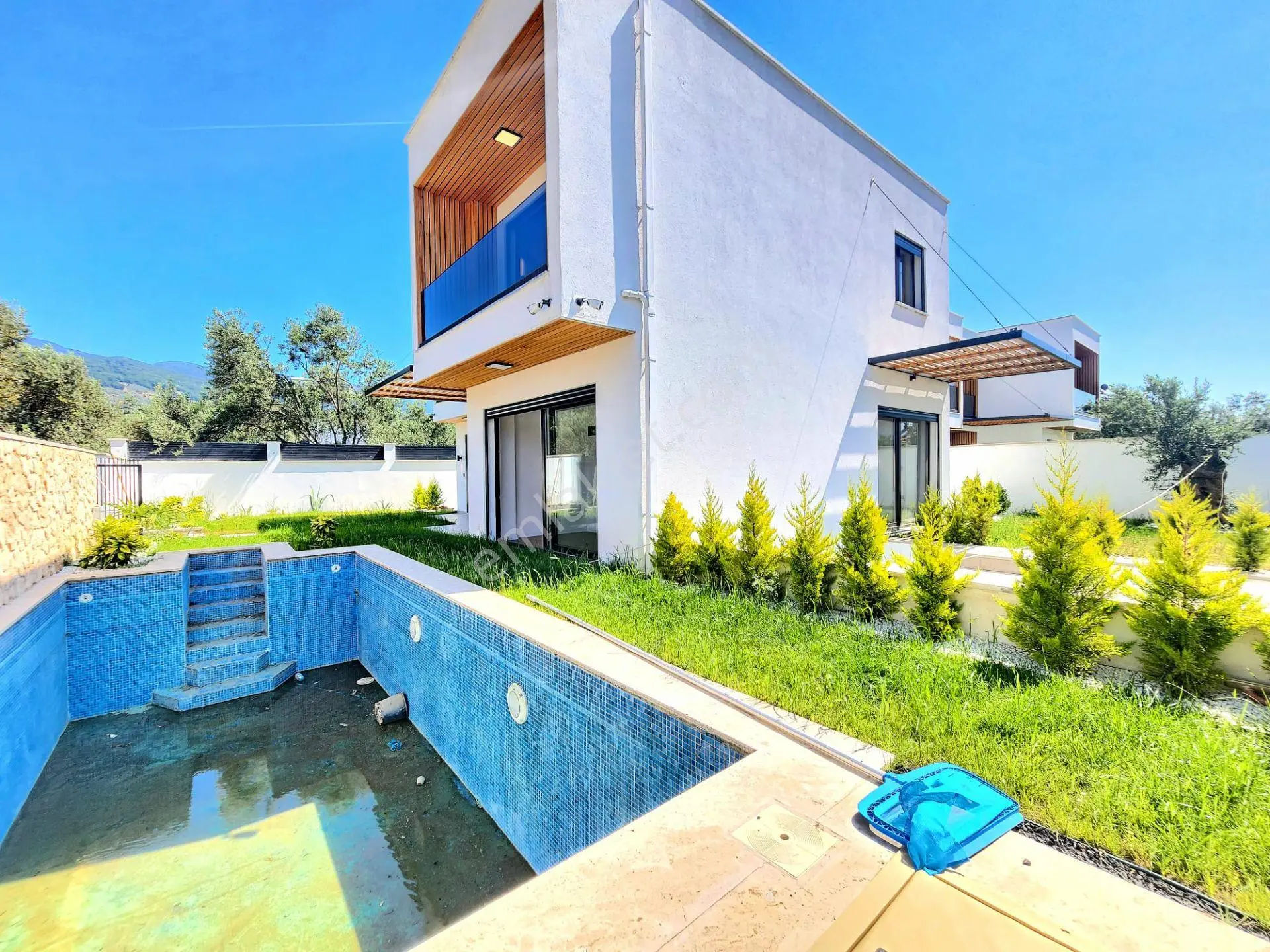 Gümüş'den Güre'de Özel Tasarım Saunalı Yüzme Havuzlu Ultra Lux 5+1 Villa — fotoğraf 2
