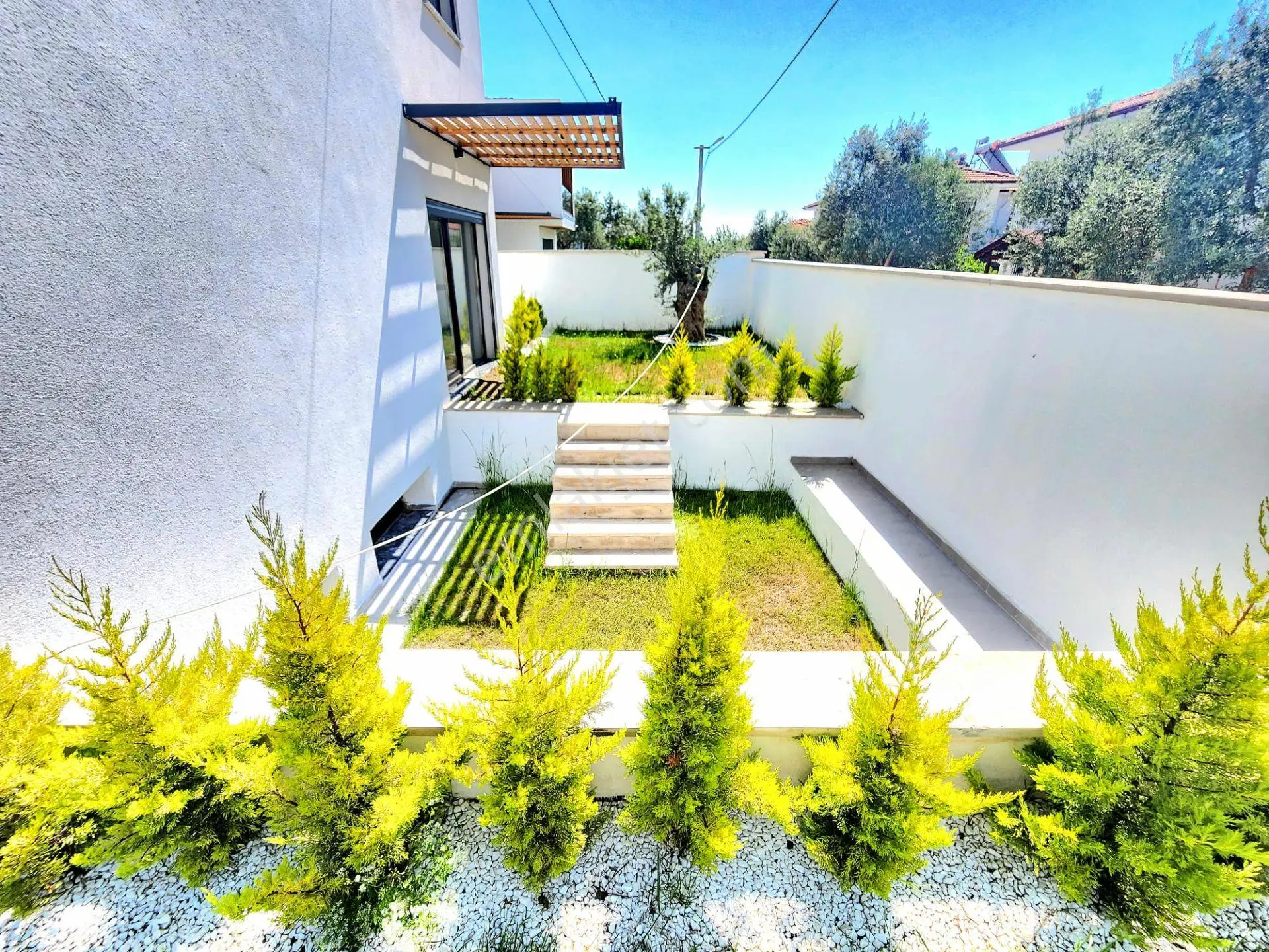 Gümüş'den Güre'de Özel Tasarım Saunalı Yüzme Havuzlu Ultra Lux 5+1 Villa — fotoğraf 3