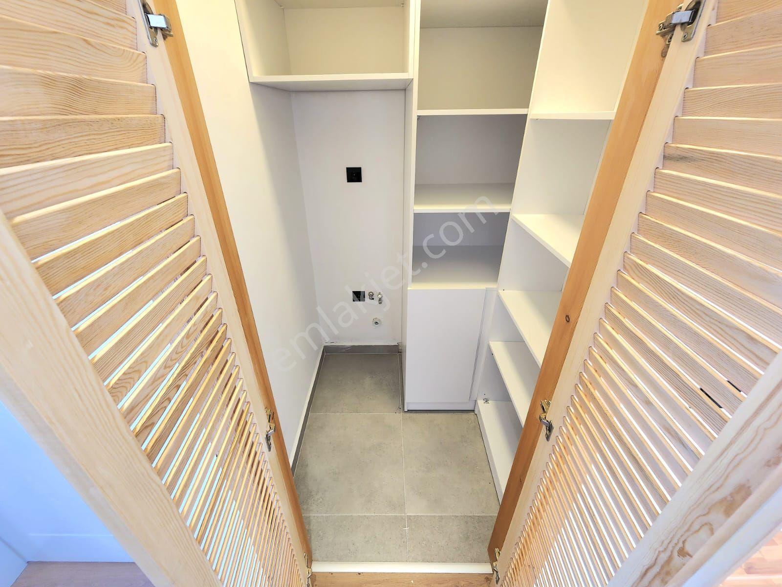 Gümüş'den Güre'de Özel Tasarım Saunalı Yüzme Havuzlu Ultra Lux 5+1 Villa — fotoğraf 14