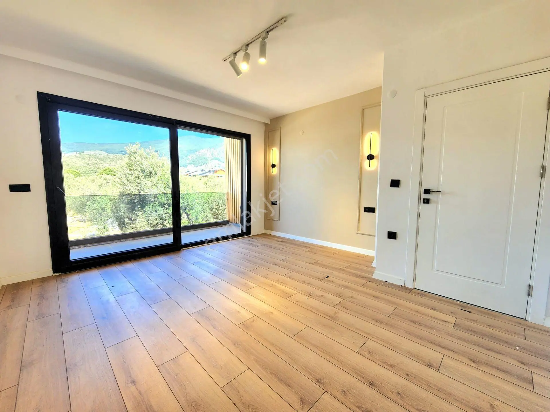 Gümüş'den Güre'de Özel Tasarım Saunalı Yüzme Havuzlu Ultra Lux 5+1 Villa — fotoğraf 22