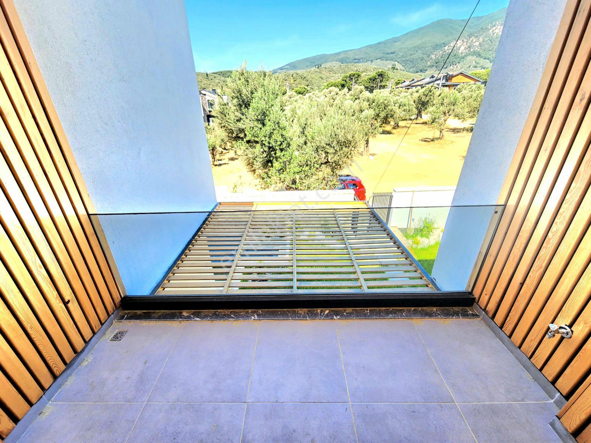 Gümüş'den Güre'de Özel Tasarım Saunalı Yüzme Havuzlu Ultra Lux 5+1 Villa — fotoğraf 31