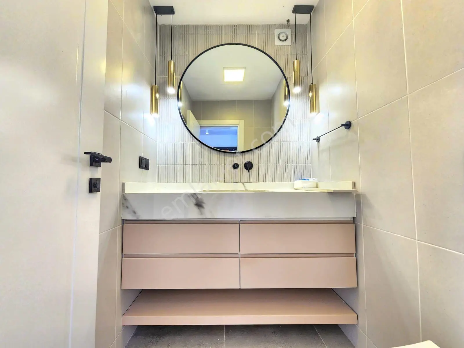 Gümüş'den Güre'de Özel Tasarım Saunalı Yüzme Havuzlu Ultra Lux 5+1 Villa — fotoğraf 39