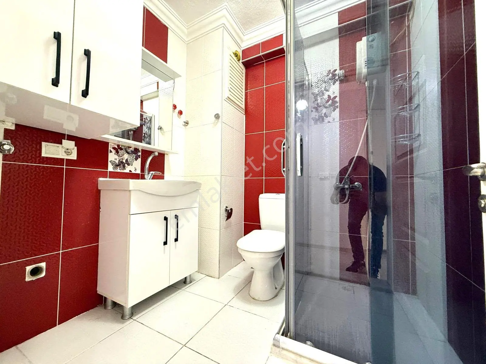 𝄞melodi'den İstenen Konum Cemil Temel'de Fiyatı Yatırımlık Ön Cephe Avm-denize Yakın 2+1 Daire — fotoğraf 24