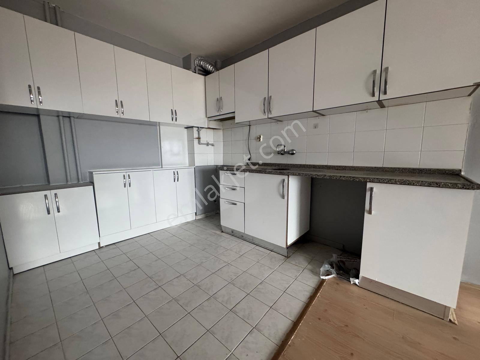 Rba'dan Alanönü Tramvay Durağı Yakını Satılık 3+1 Daire — fotoğraf 9