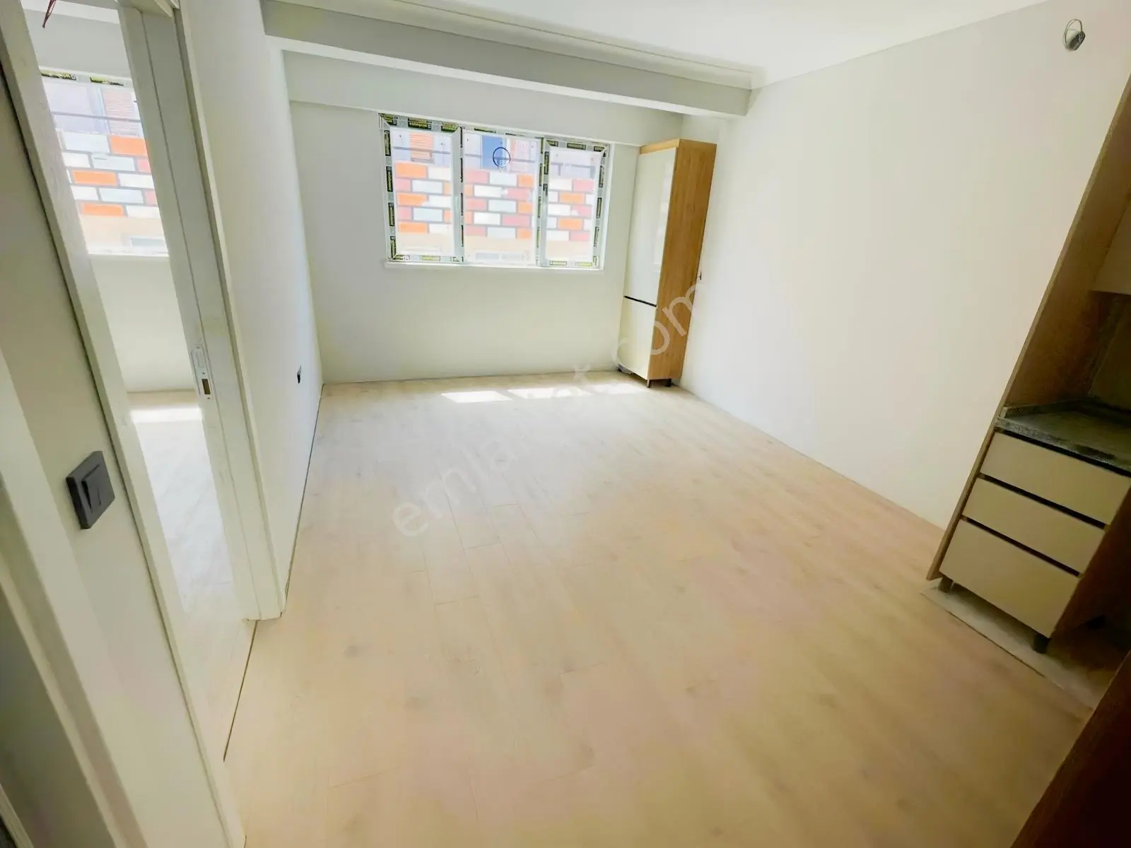 Erciyas'tan Cadde Üzeri Askeriye Yakını 3.katta 1+1 Sıfır Daire — fotoğraf 3