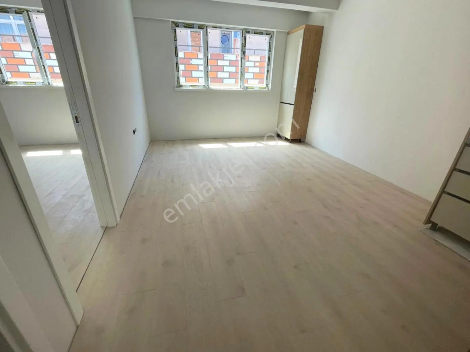 Erciyas'tan Cadde Üzeri Askeriye Yakını 3.katta 1+1 Sıfır Daire — fotoğraf 5