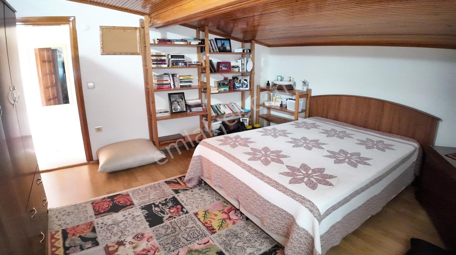 İzmir Seferihisar Satılık 5+1 Doğalgazlı | Bahçeli Teraslı Villa — fotoğraf 18