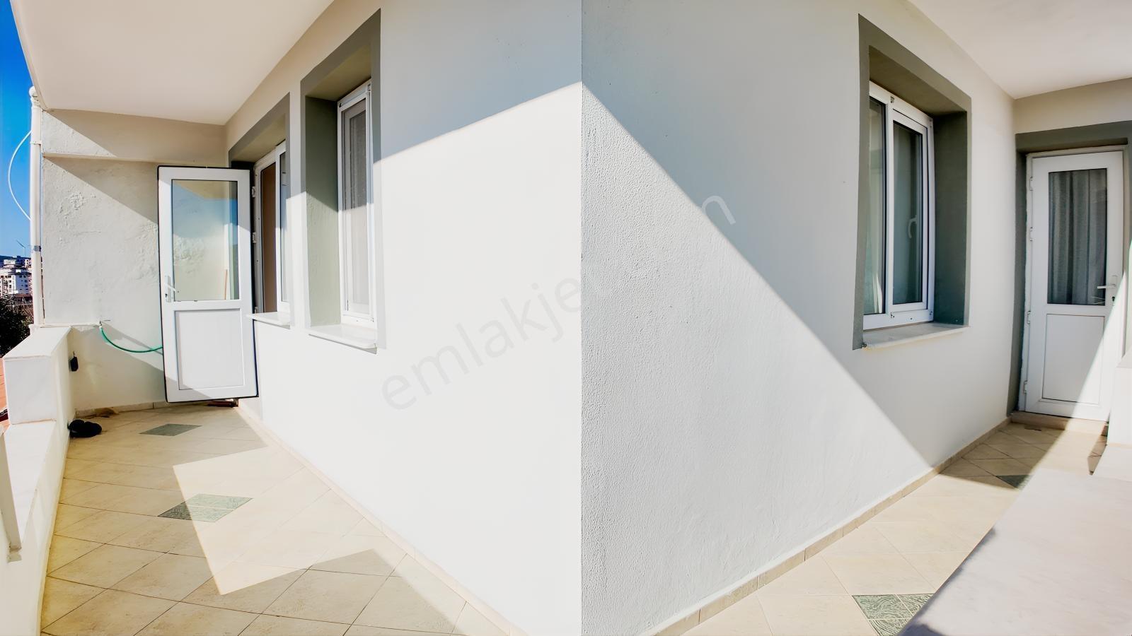 İzmir Seferihisar Satılık 5+1 Doğalgazlı | Bahçeli Teraslı Villa — fotoğraf 25