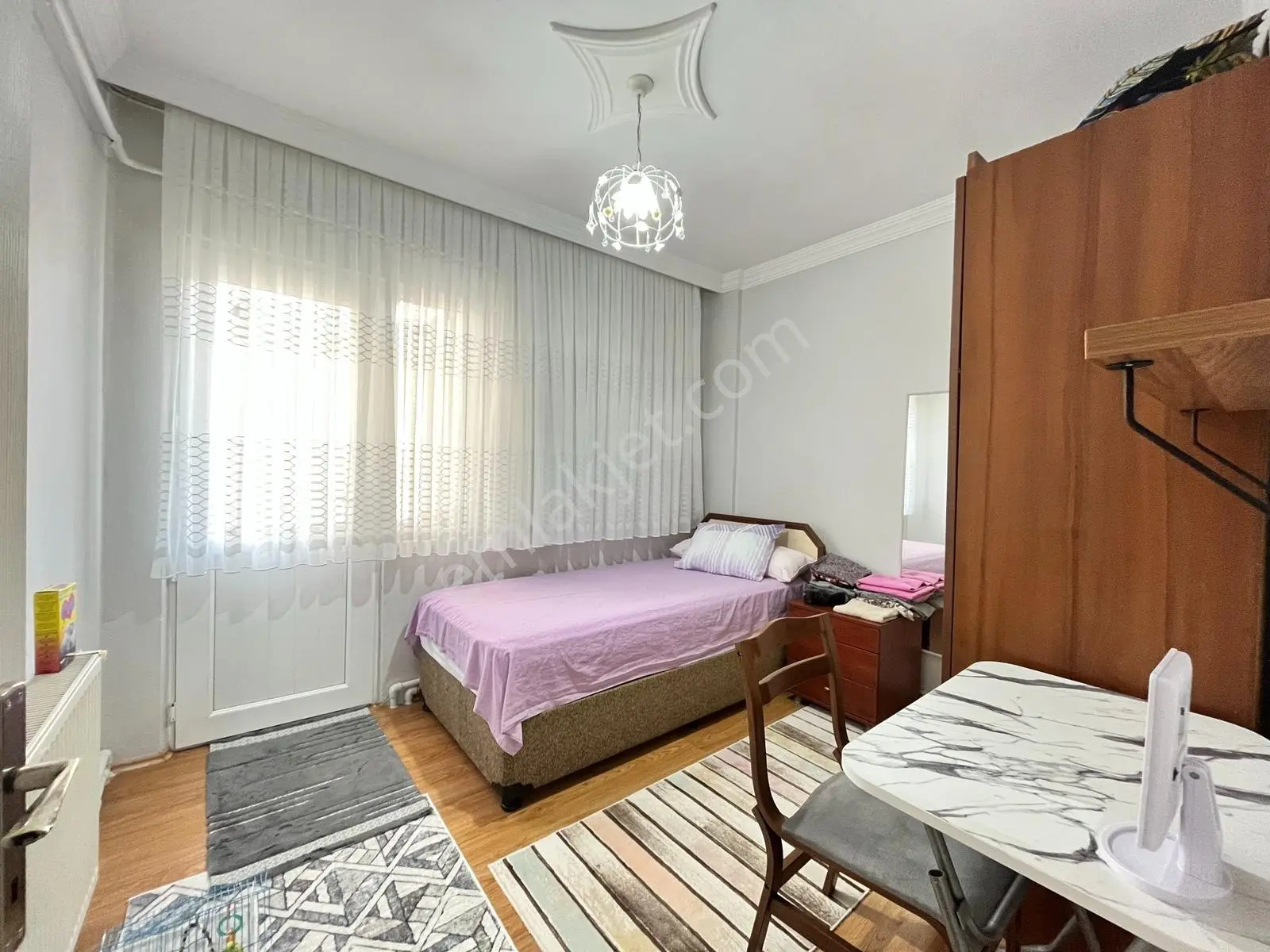 Sevinç'ten 17 Eylül'de Kapalı Pazar Yakını Masrafsız 3+1 Satılık — fotoğraf 14