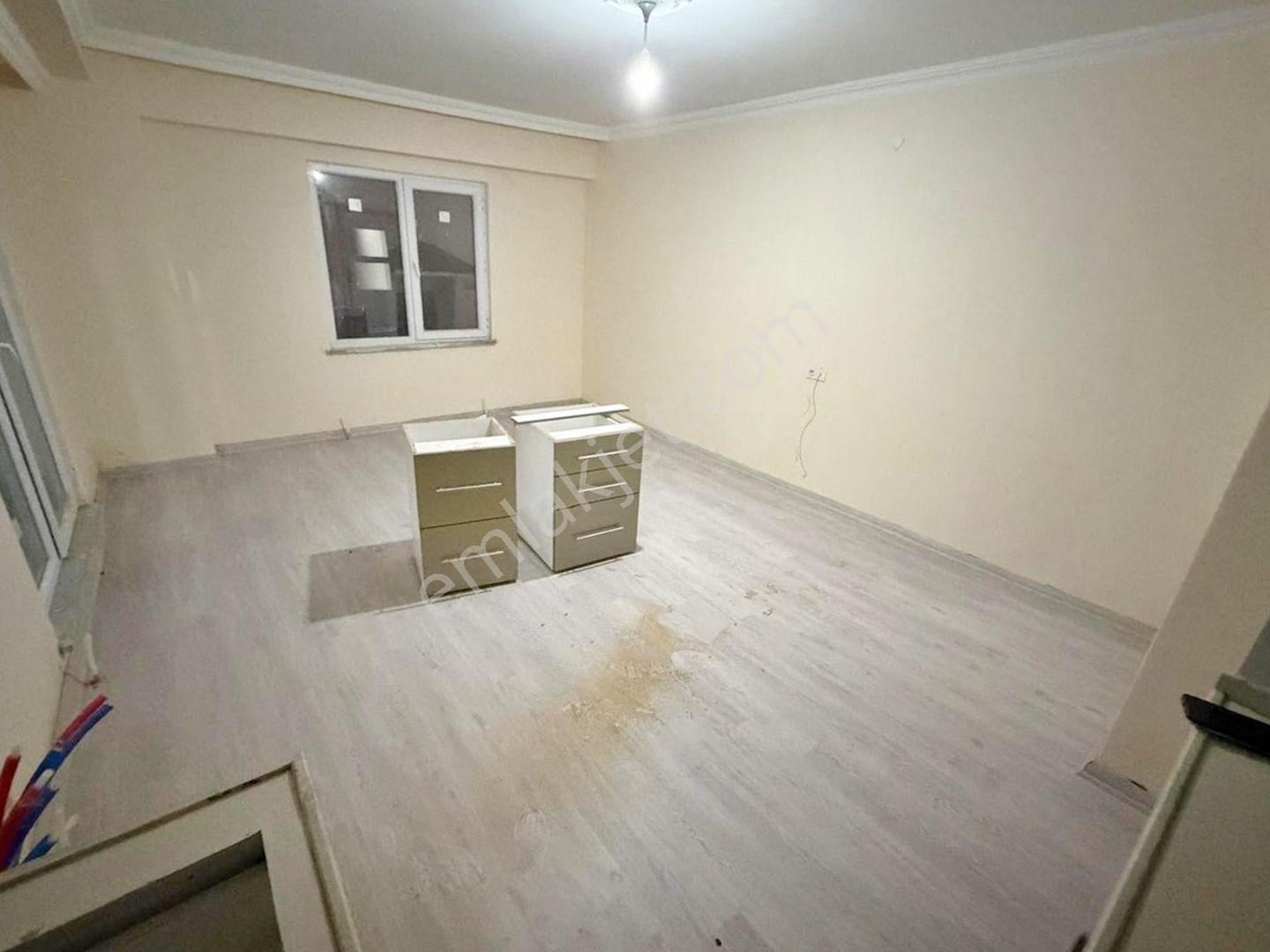Metin Yapı'dan İskanlı Asansörlü Geniş Teraslı Satılık 1+1 Daire!!!!! — fotoğraf 3