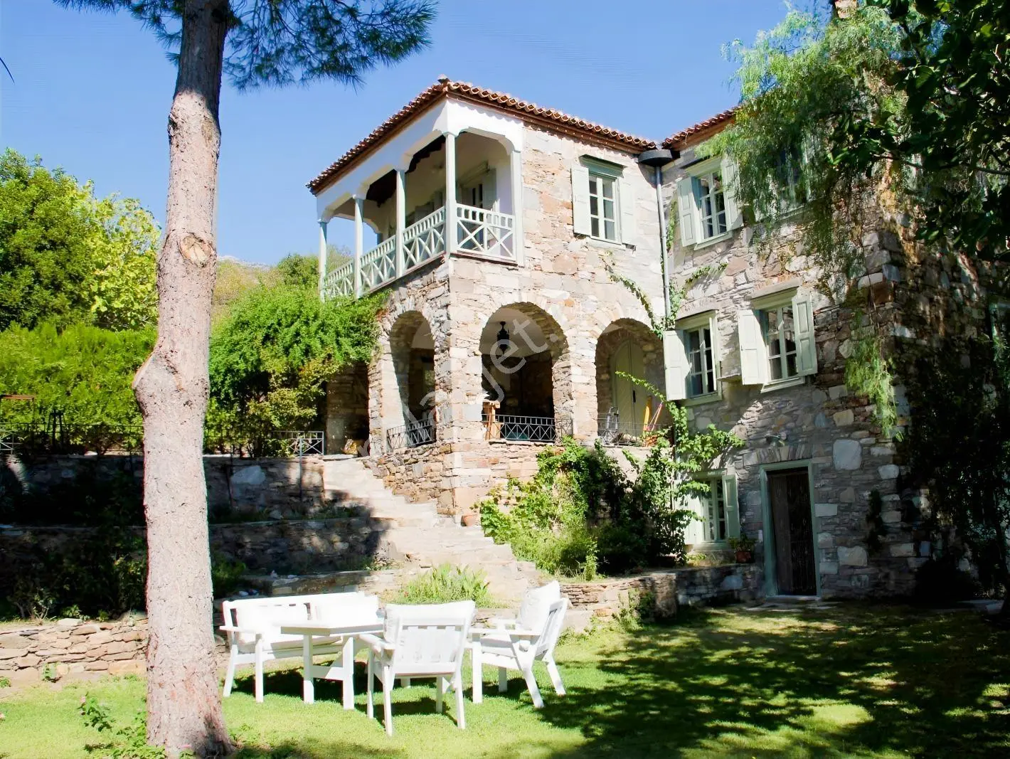 Doğanbeyde Körfez Manzaralı Doğa İçinde Satılık Rum Evi