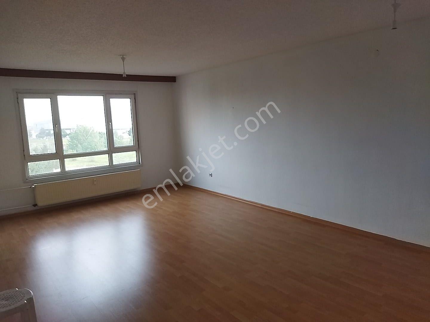 Kapaklı Organize Emlak'tan Meşe Bloklarında 3+1 Satılık Daire — fotoğraf 18