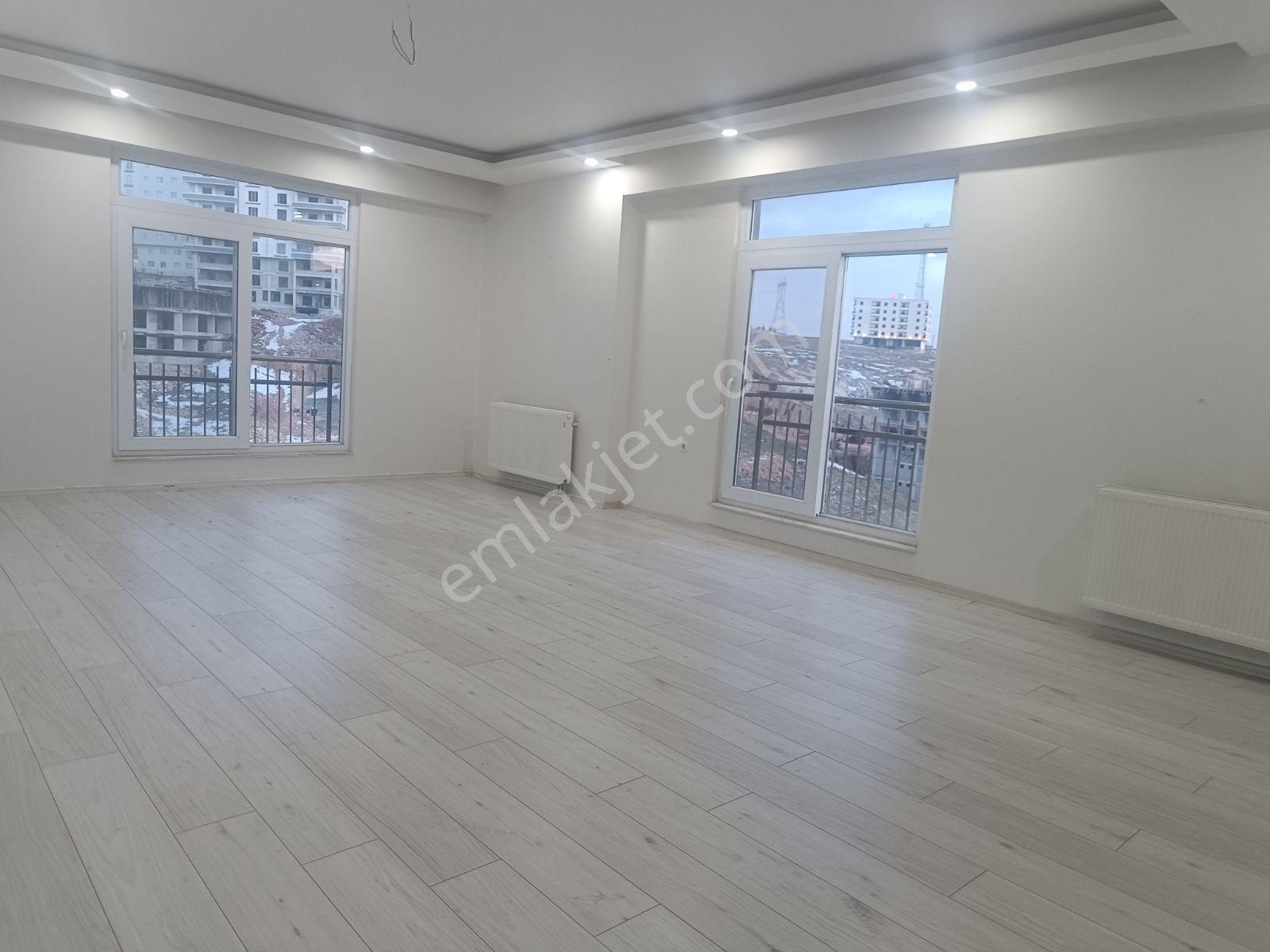 Vefa Evlerinde Satılık Lüks Daire — fotoğraf 2