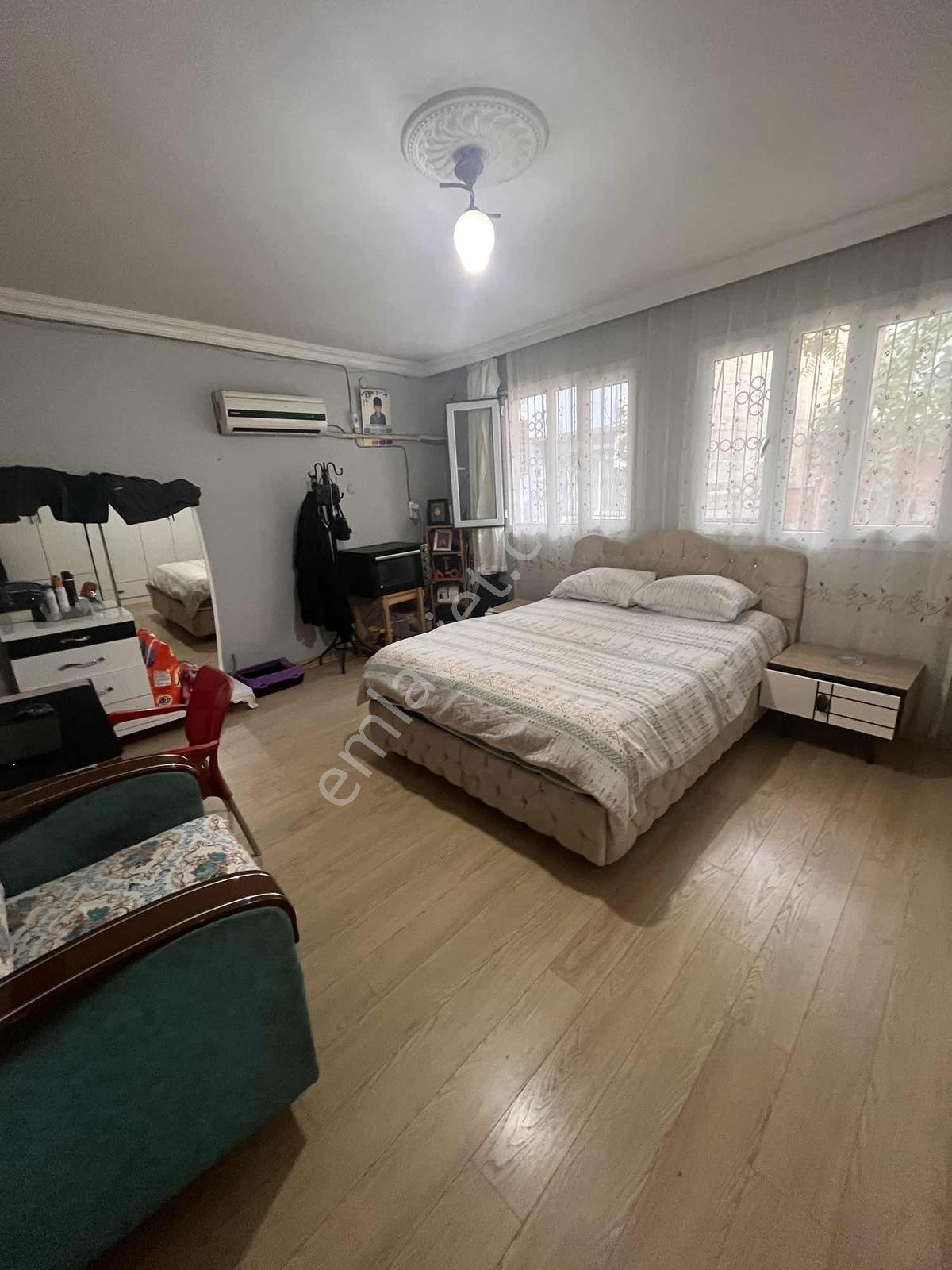 Gülbahçe'de Satılık 2 Katlı Bahçelı Müstakıl Ev — fotoğraf 8
