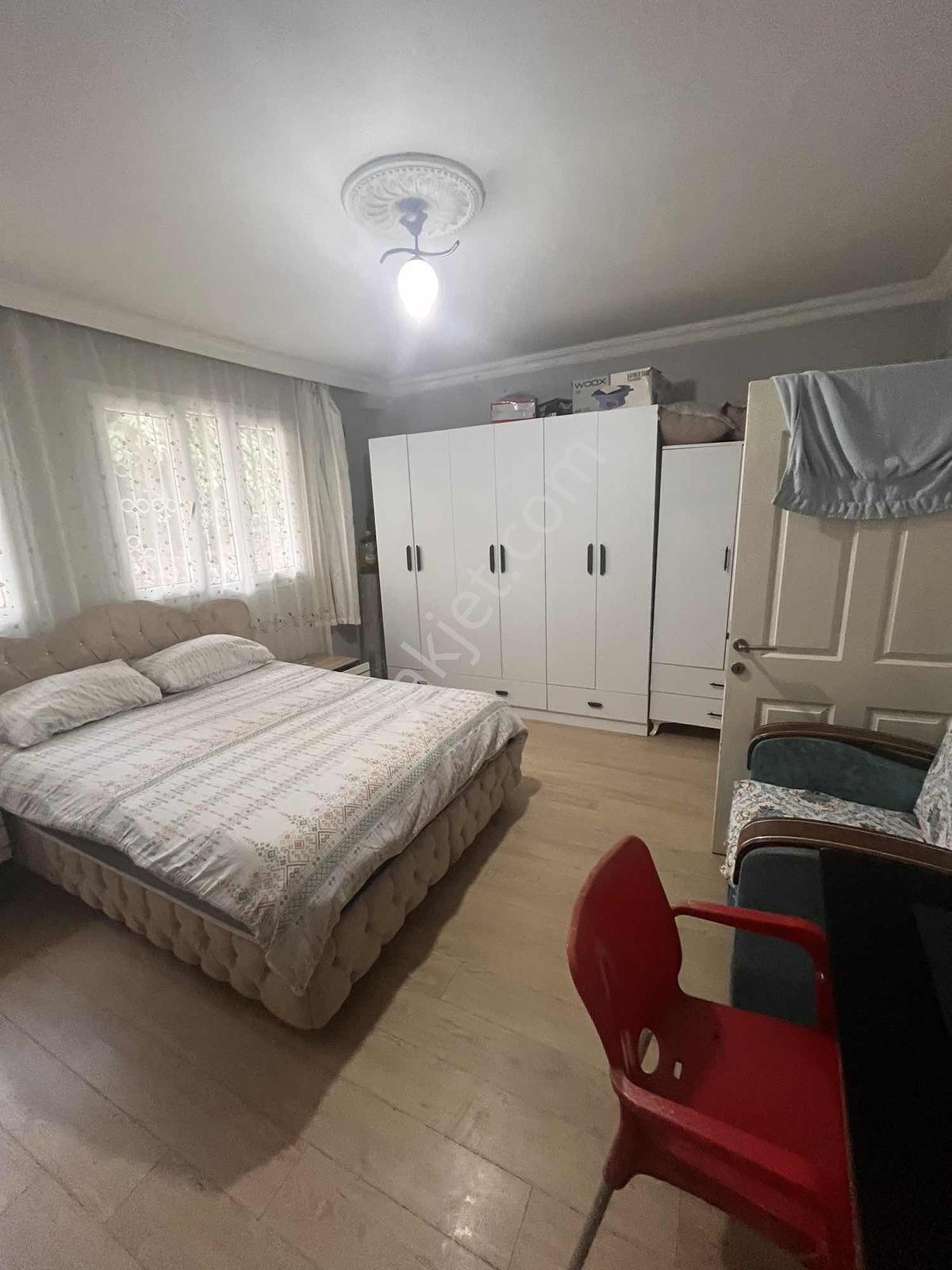 Gülbahçe'de Satılık 2 Katlı Bahçelı Müstakıl Ev — fotoğraf 10
