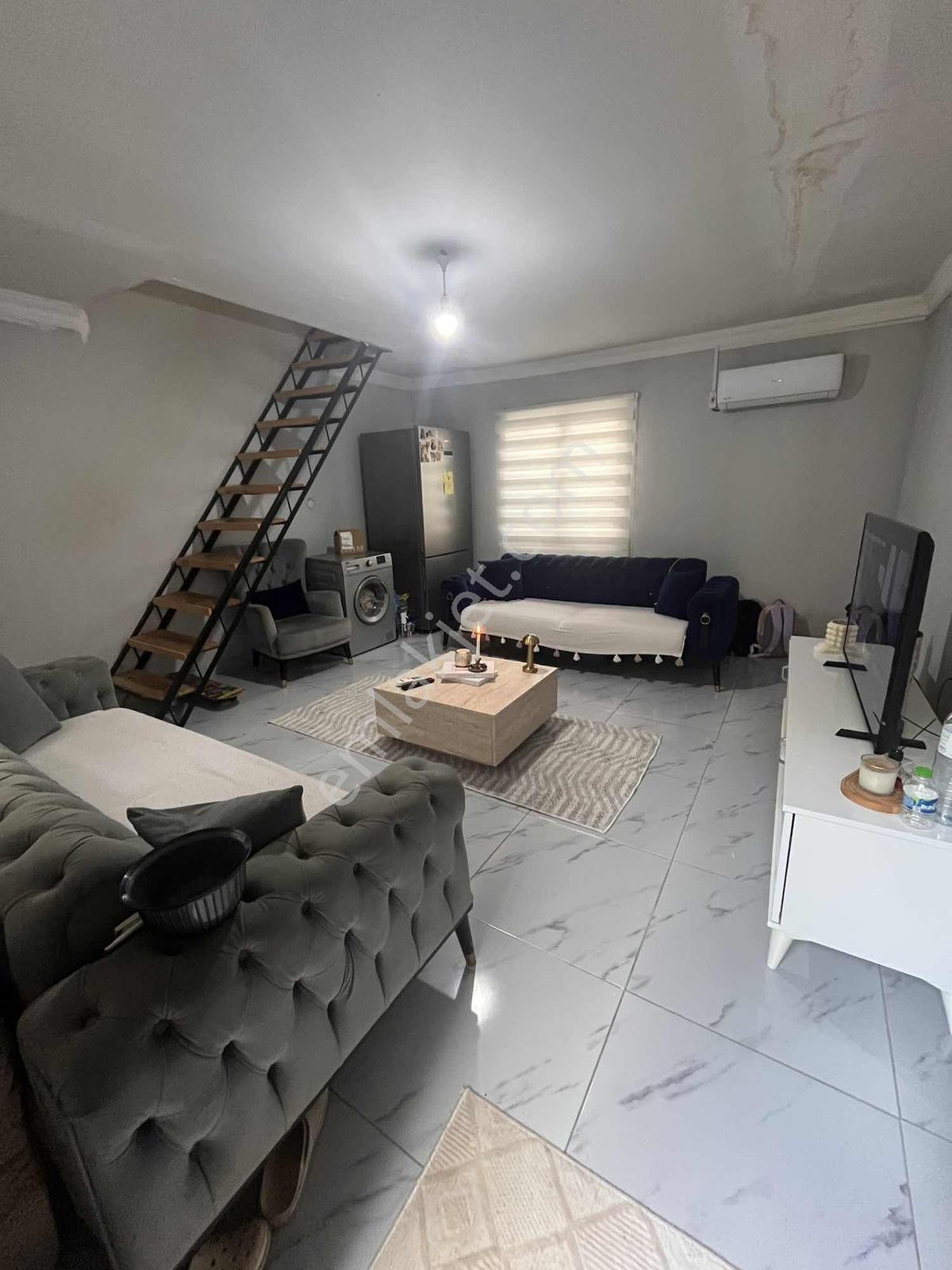 Gülbahçe'de Satılık 2 Katlı Bahçelı Müstakıl Ev — fotoğraf 12