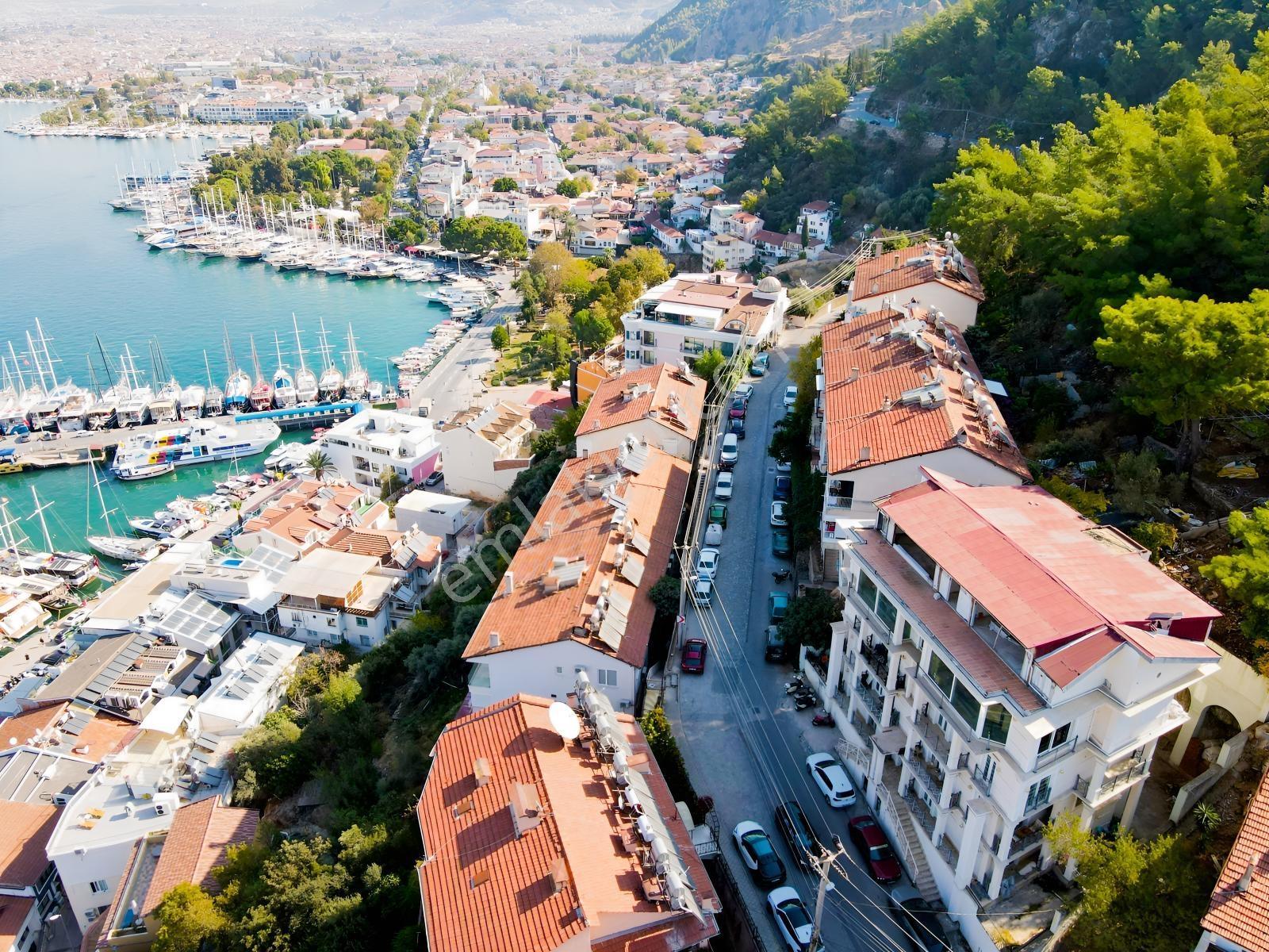 Karagözler Marinada Muhteşem Deniz Manzaralı Satılık 2+1 Daire — fotoğraf 4
