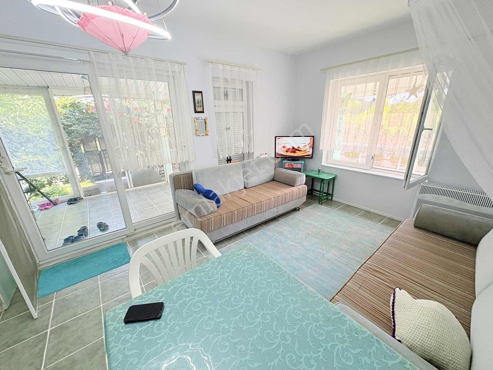 Deniz Tarafında Bahçeli İskanlı Müstakil 2+1 Tek Katlı Villa — fotoğraf 18
