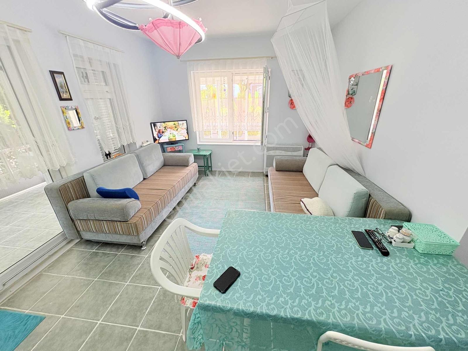 Deniz Tarafında Bahçeli İskanlı Müstakil 2+1 Tek Katlı Villa — fotoğraf 19