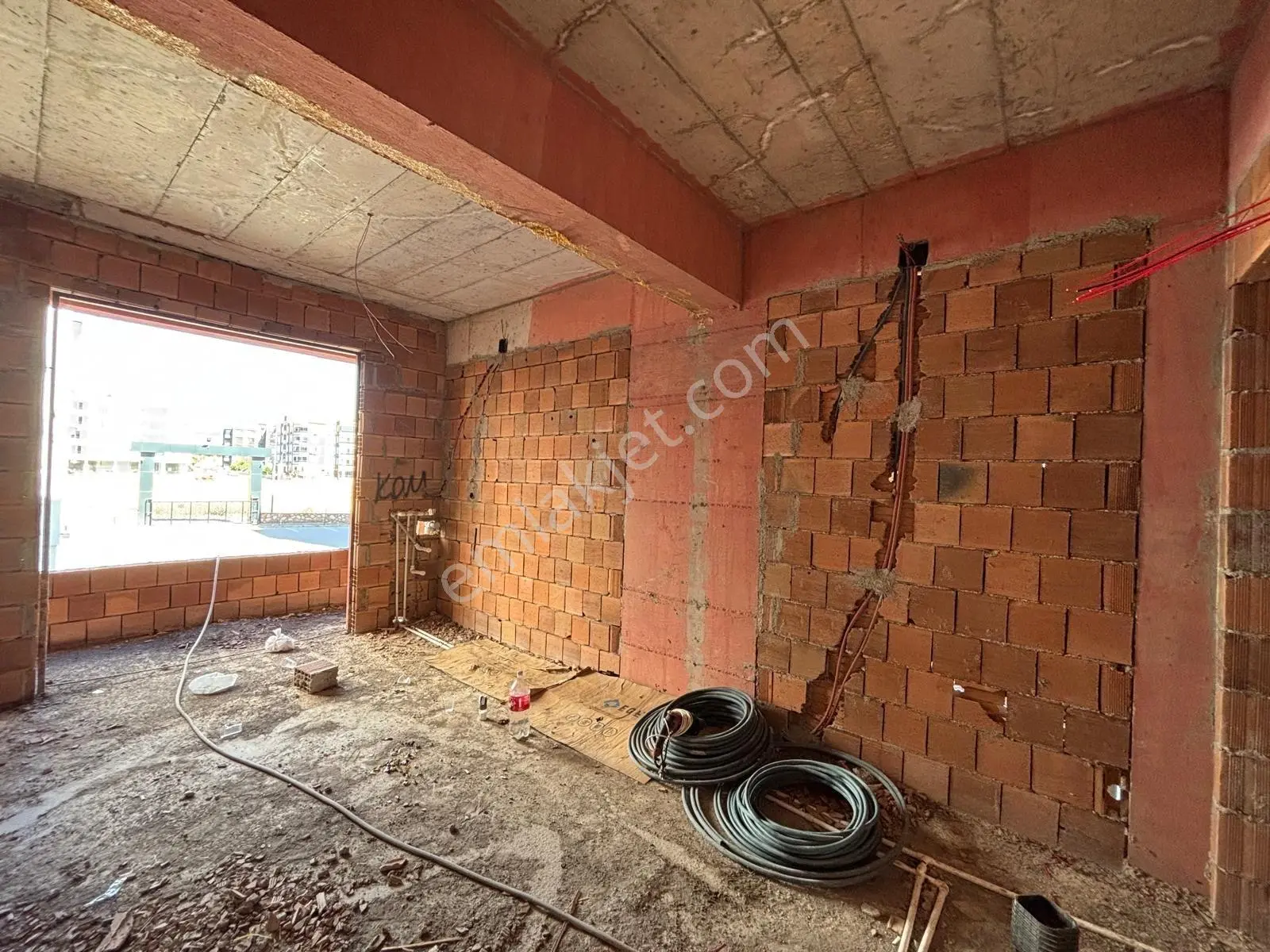 Dmz Gayrimenkul Ayşe Demez'den Altınşehir'de Satılık 1+1 Daire — fotoğraf 5