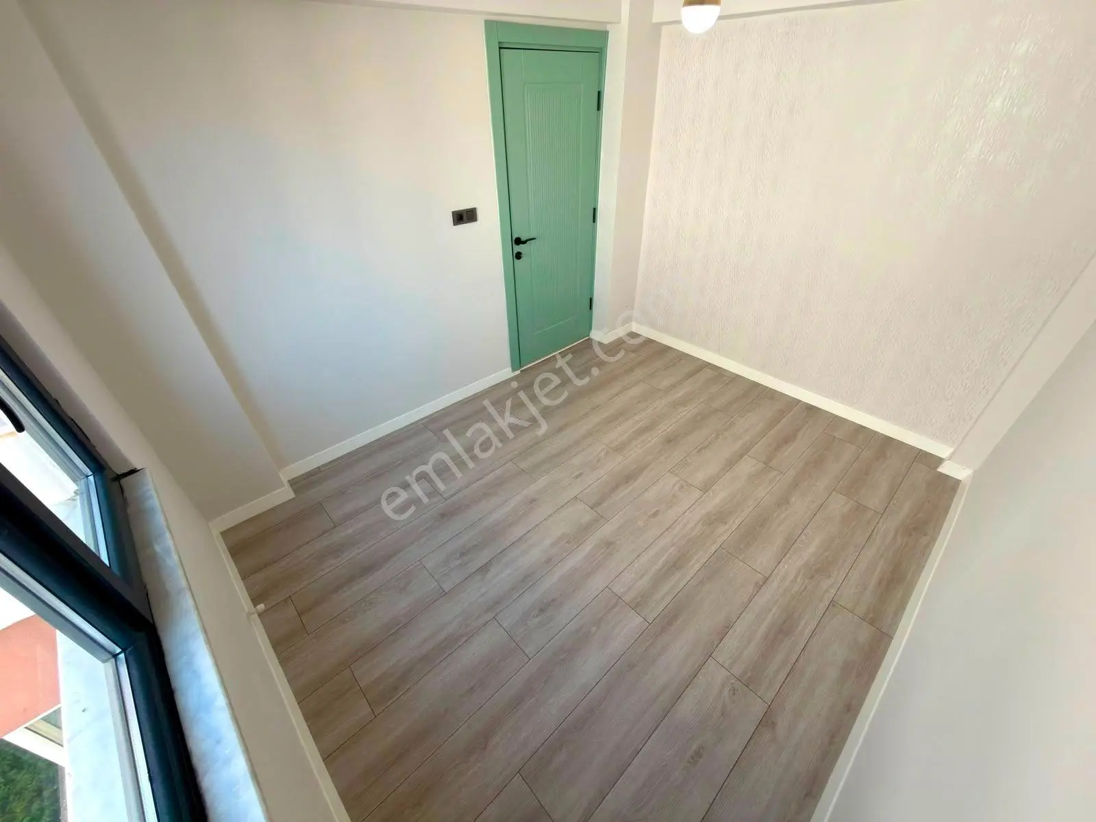 Referans'tan Akçay Merkez'de Ara Kat Ön Cephe Modern 2+1 Daire — fotoğraf 16
