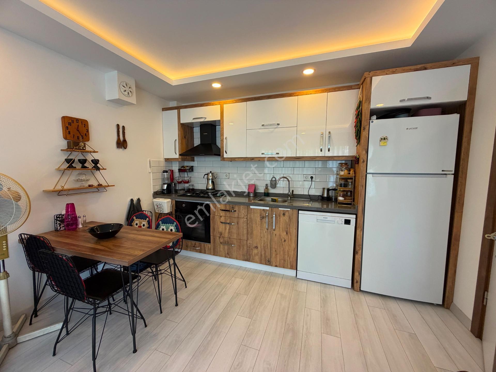 Kuşadası Davutlar Bahçe Katı 1+1 Havuzlu Daire — fotoğraf 4