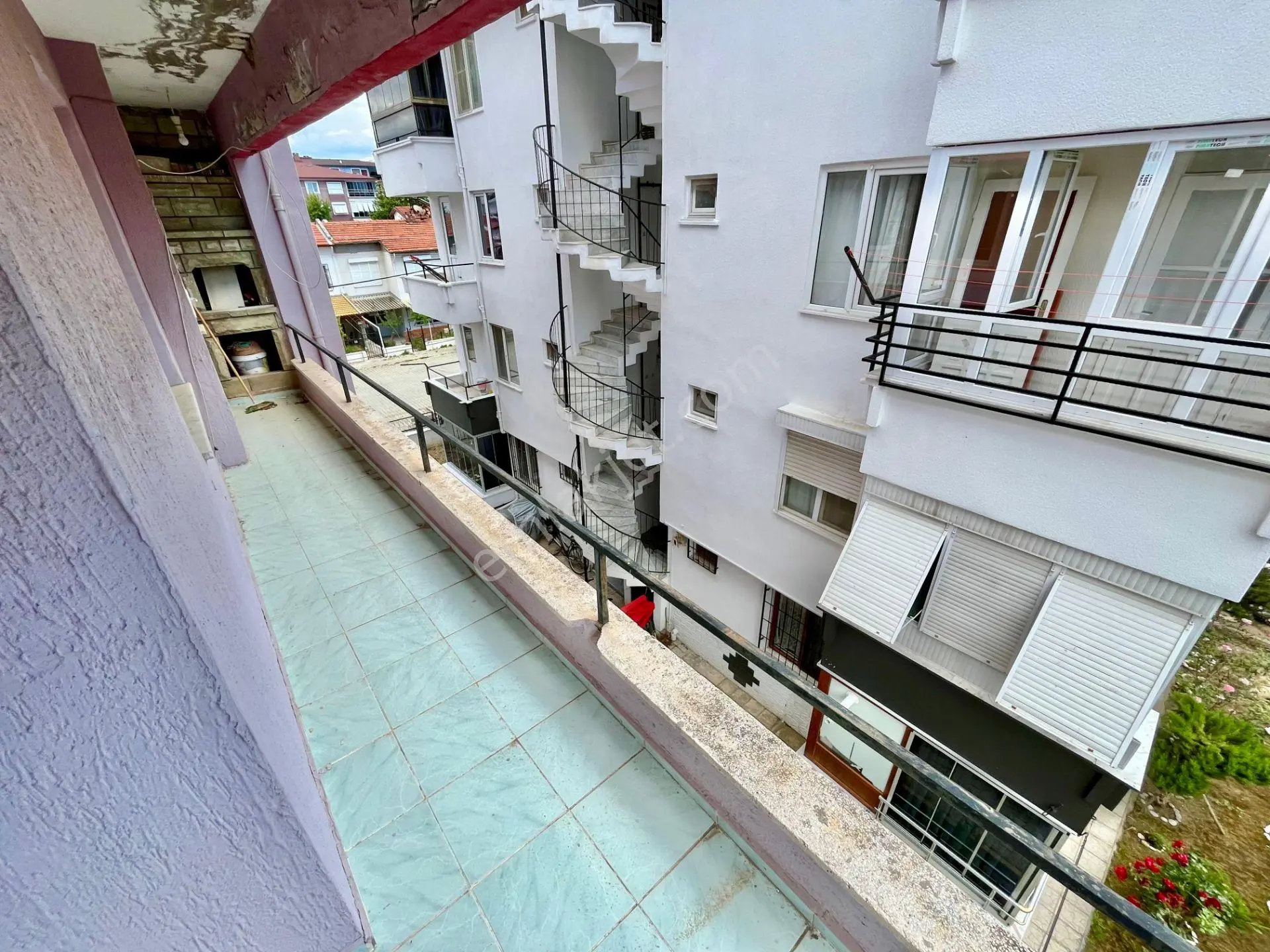 Tek Yetkili Gümüş'den Akçayda Ege Kafe Mevki Full Eşyalı Ara Kat 2+1 Satılık Daire — fotoğraf 27