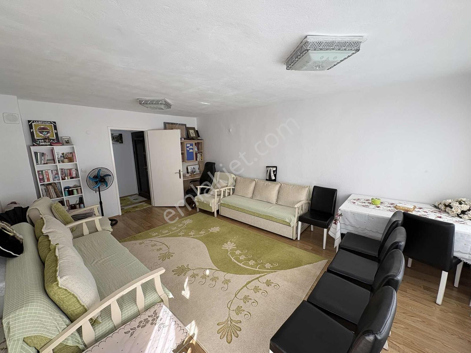 Buket Emlaktan Satılık 3+1 Daire — fotoğraf 11