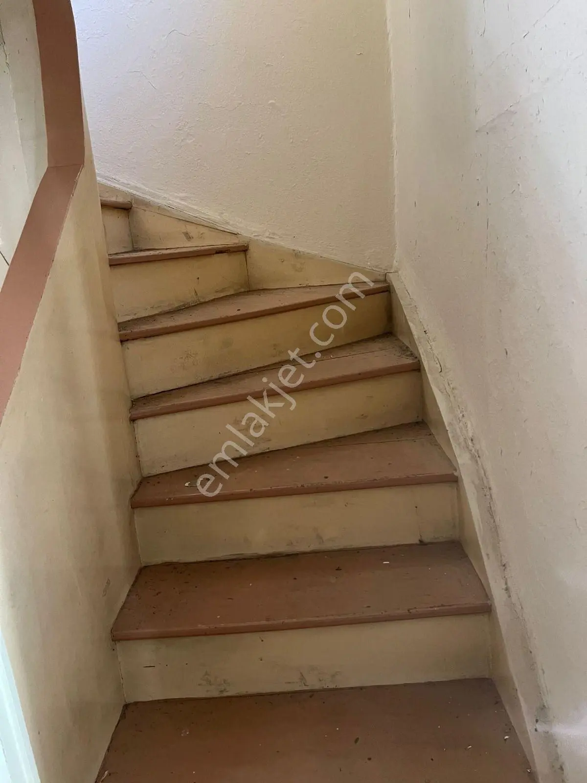 Tire Kurtuluş'ta 240 M² 5+1 Müstakil Ev — fotoğraf 3