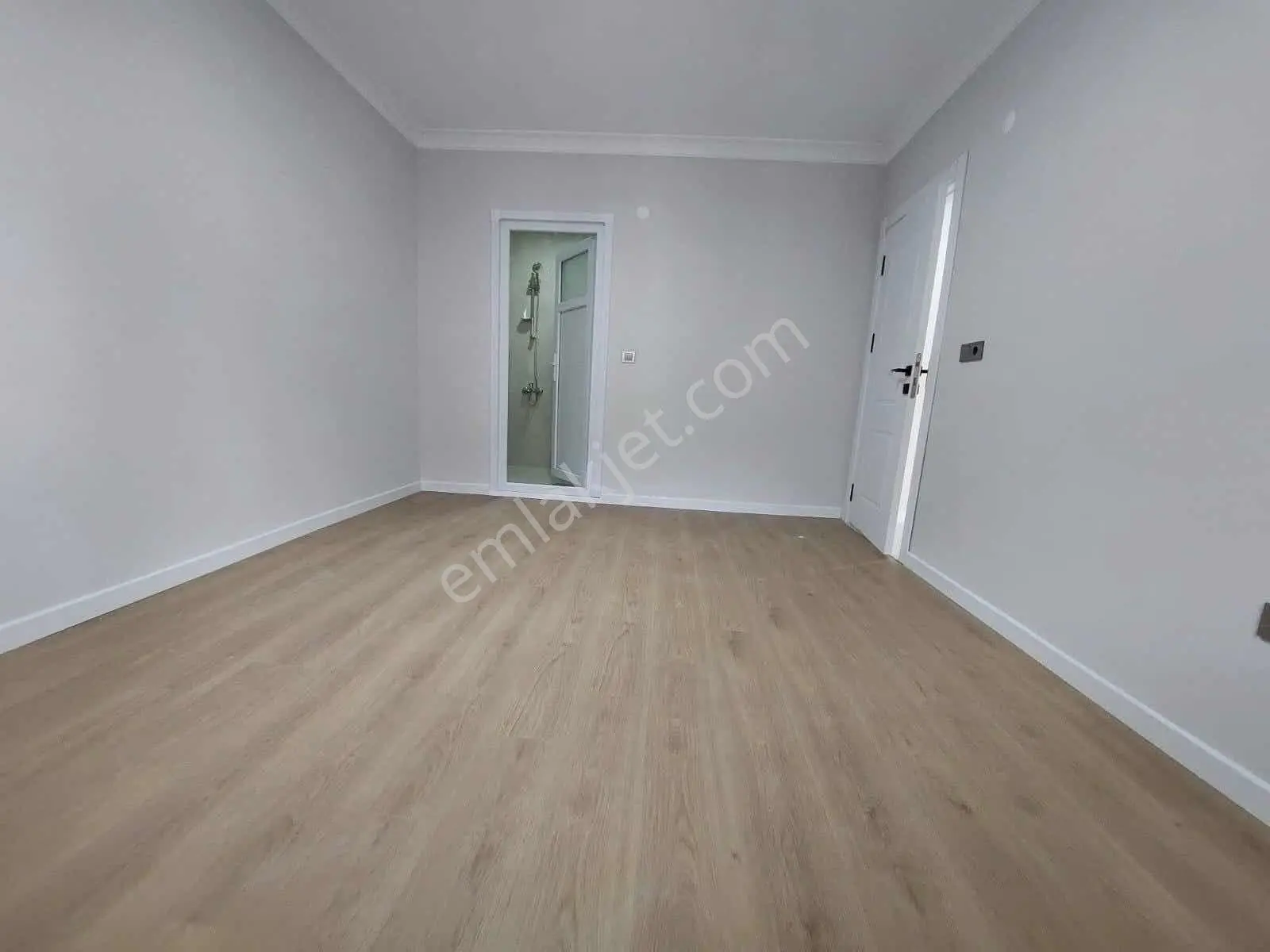 Mercan Emlak'tan 1 Yaşında Asansörlü,yerden Isıtmalı 2+1 Daire — fotoğraf 42