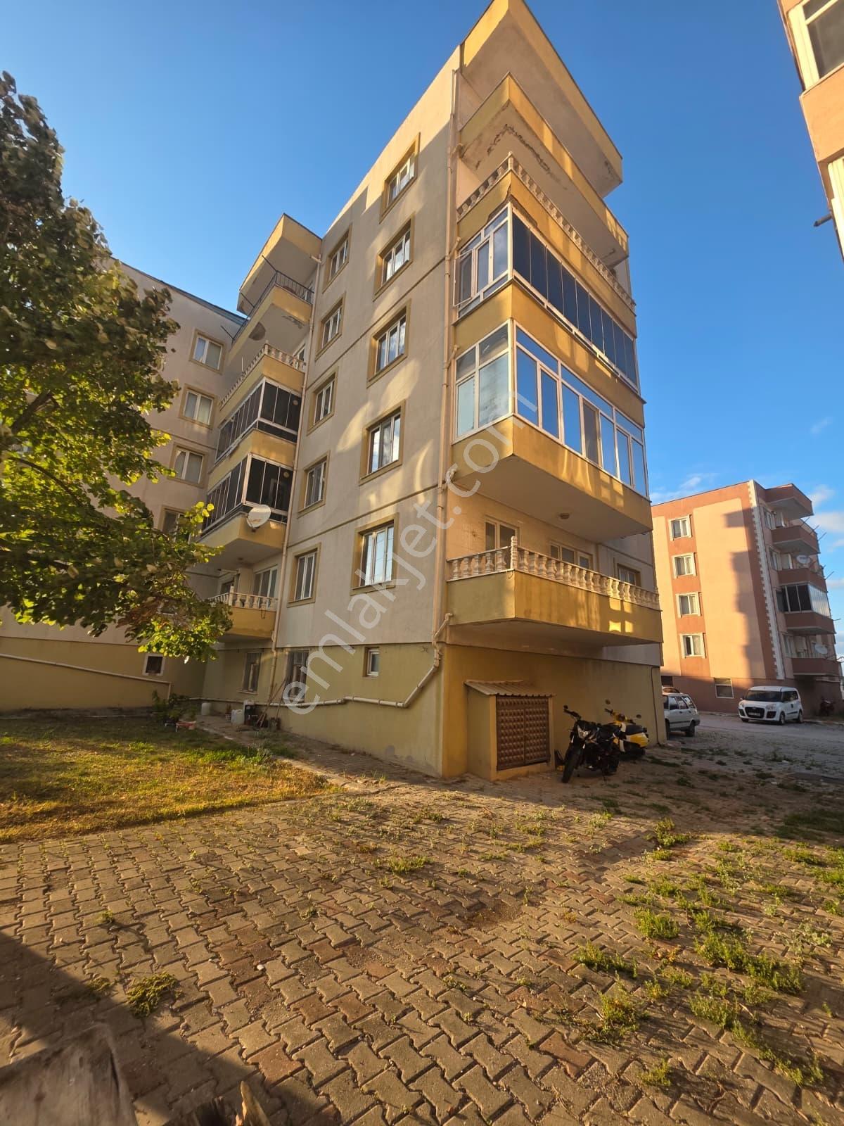 M.k.paşa Cumhuriyet'te Site İçerisinde Satılık 3+1 Daire — fotoğraf 7
