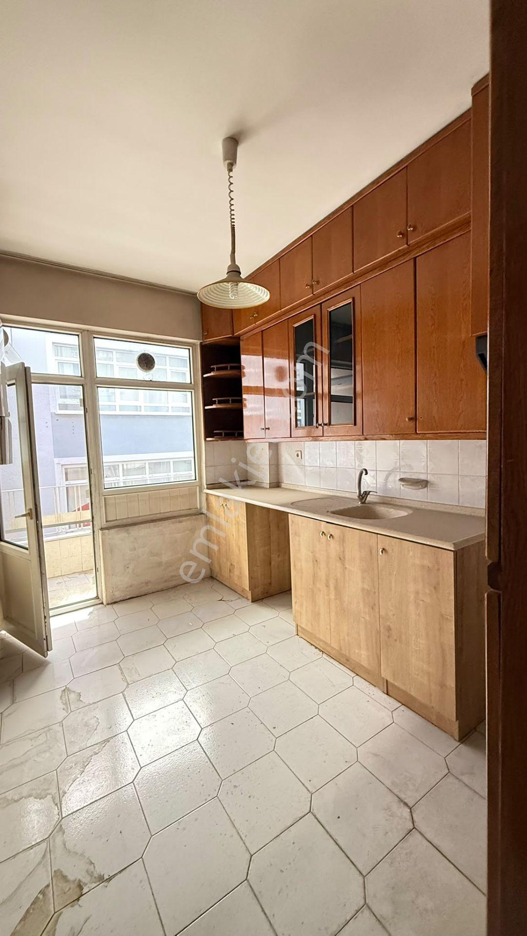 Rekoor Emlaktan Çiftlikte 3+1 Satılık Daire — fotoğraf 4