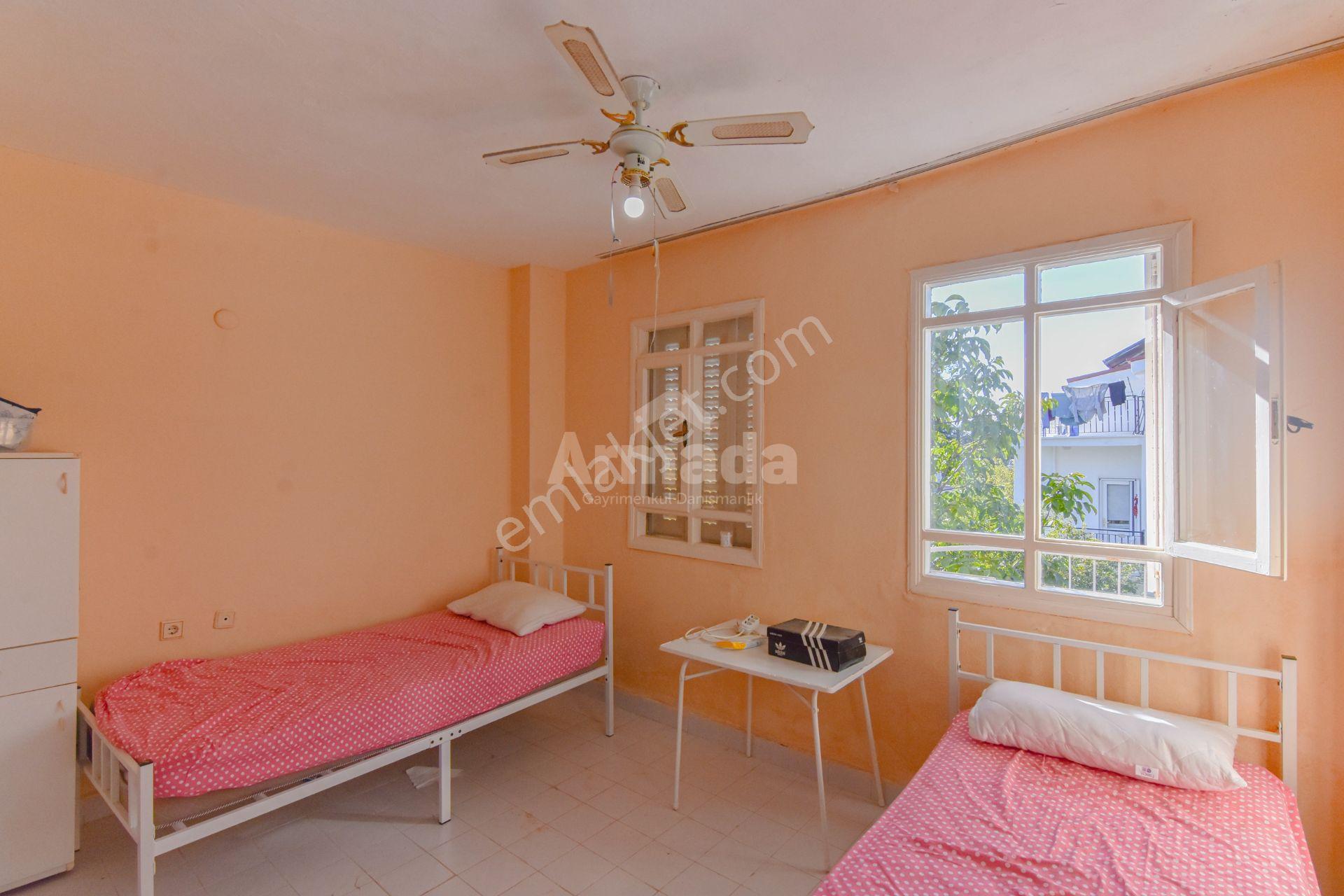 Kuşadası Soğucak’ta Geniş Bahçeli 4+1 Yazlık — fotoğraf 9