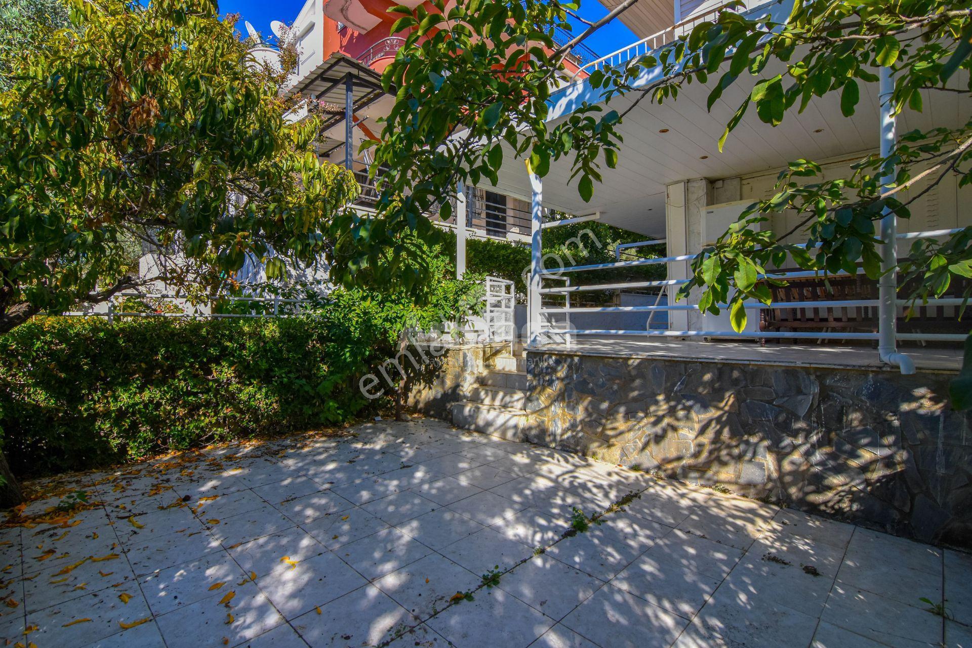 Kuşadası Soğucak’ta Geniş Bahçeli 4+1 Yazlık — fotoğraf 26