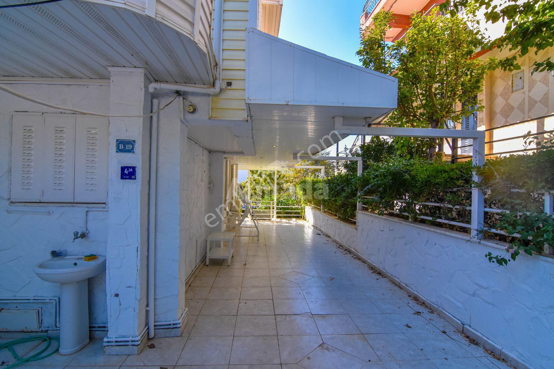 Kuşadası Soğucak’ta Geniş Bahçeli 4+1 Yazlık — fotoğraf 32
