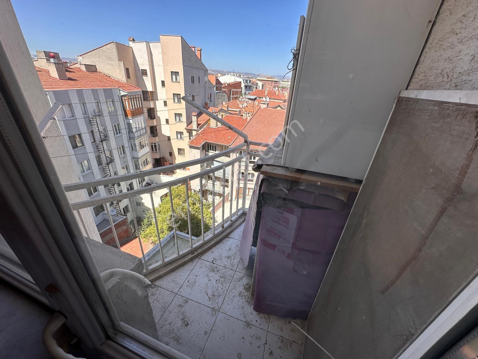 Rw Detay'dan Eski Hava Hastanesi Karşısı 3+1 Dubleks Satılık — fotoğraf 29