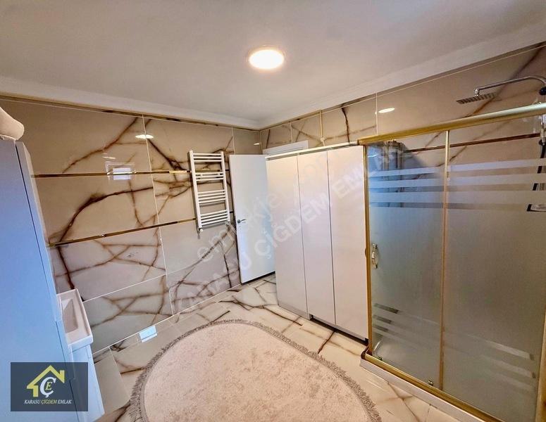 Kocaali'de Eşyalı,havuzlu 5+1 İskanlı -kat Mülkiyetli Lüks Yapı — fotoğraf 7