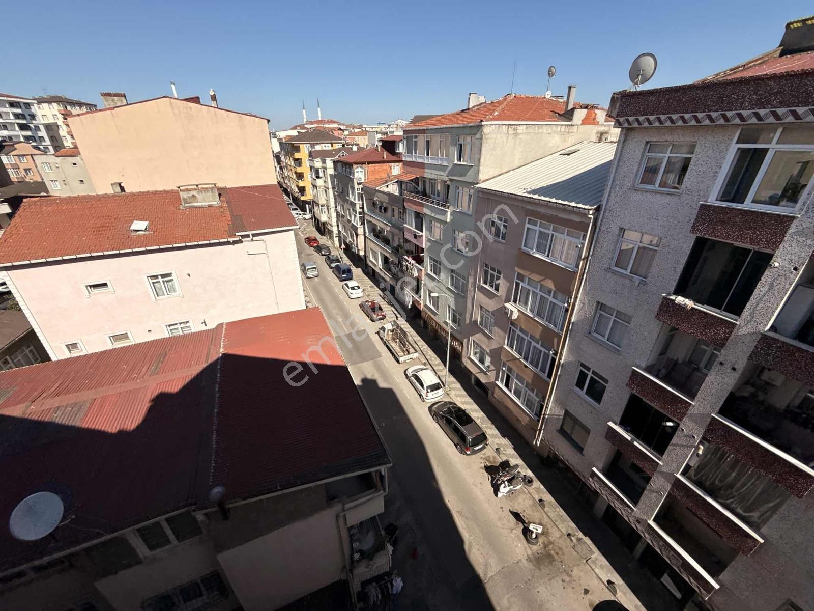 E 5 Yanıbaşında Muhteşem Yatırıma Uygun Satılık Daıreler — fotoğraf 27